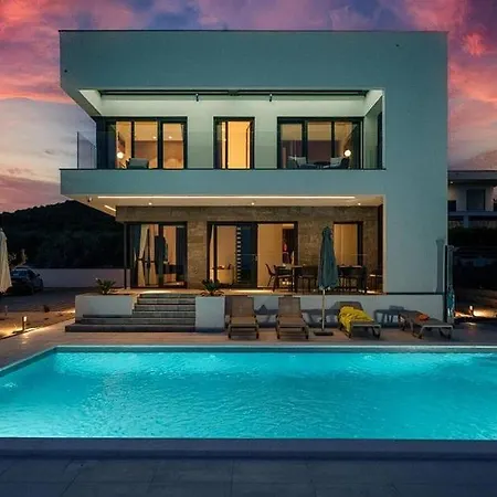Spacious And Beautiful ! Holiday home Vodice