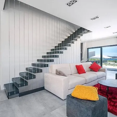 Spacious And Beautiful ! Holiday home